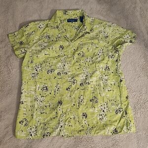 Banana Republic Green Short Sleeve Shirt